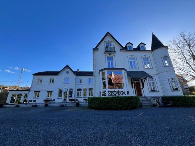 La Villa Blanche Спа Экстерьер фото